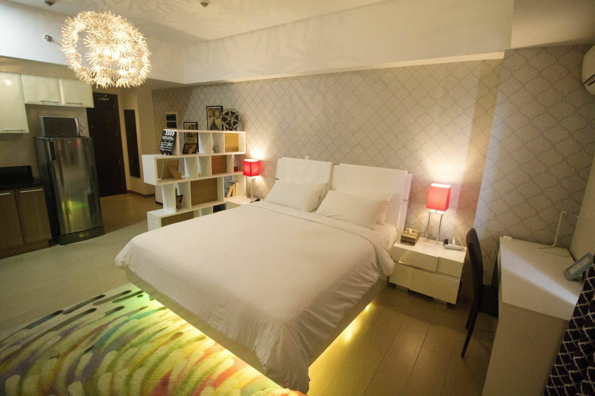 Maxstays - Max Style @ The Venice Residences Тагуиг Екстериор снимка
