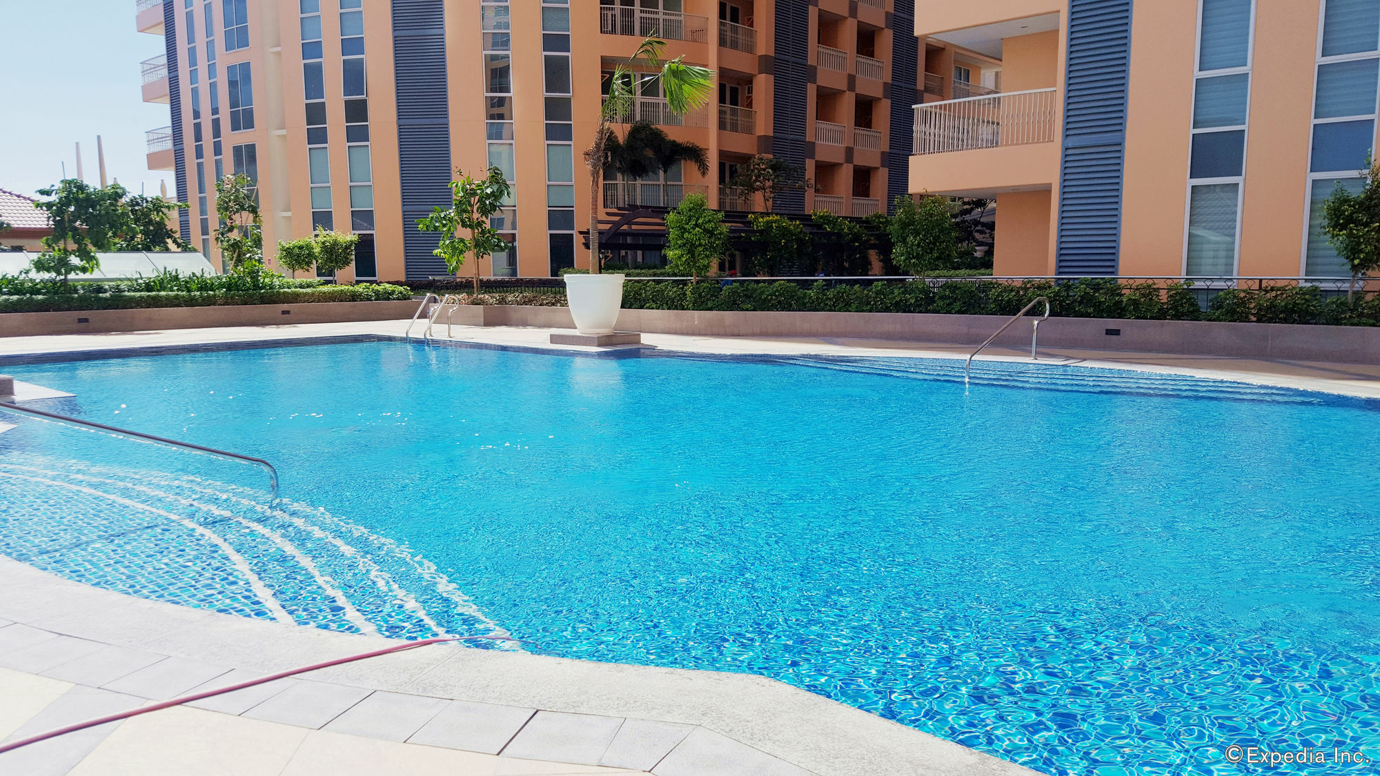 Maxstays - Max Style @ The Venice Residences Тагуиг Екстериор снимка